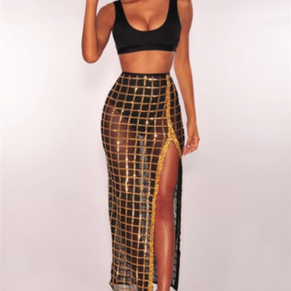 Two Piece Set redadmiralcollection.com - Picture 2 of 2